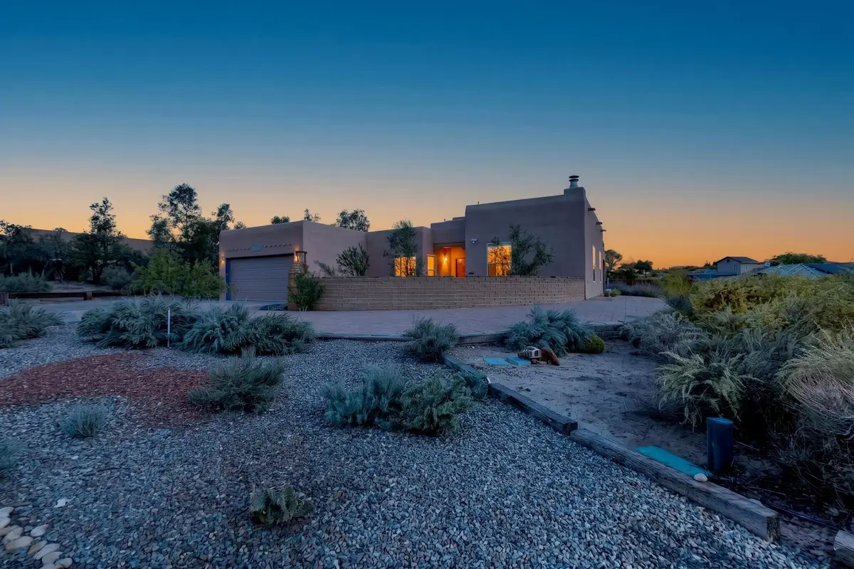 5725 Rio Pinos Road Ne, Rio Rancho, NM 87144 - #1