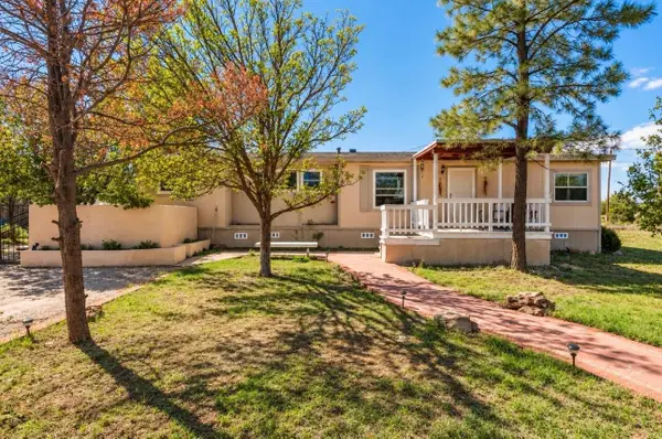 56 Park Road, Edgewood, NM 87015