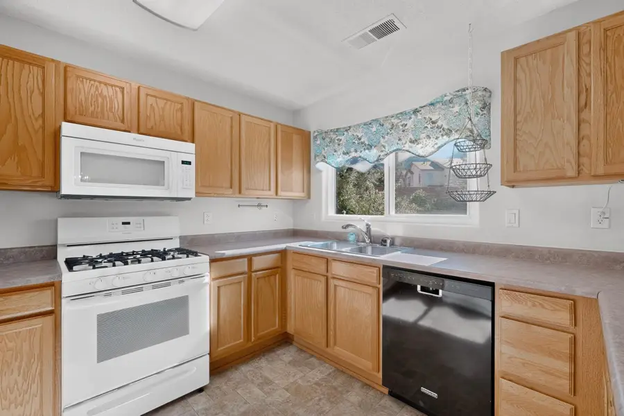 12424 Smokey Mountain Way Ne, Albuquerque, NM 87111 - #2