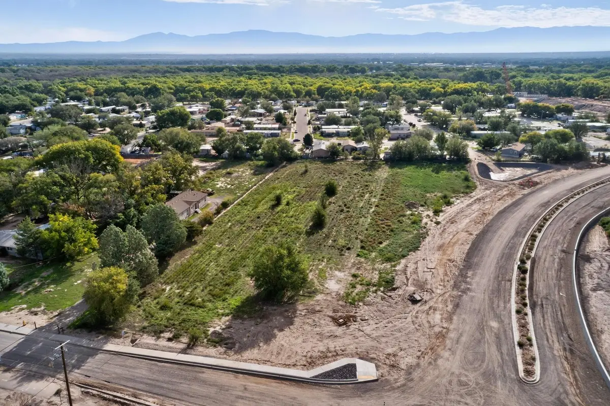 1664 Los Lentes Road Se, Los Lunas, NM 87031 - #1