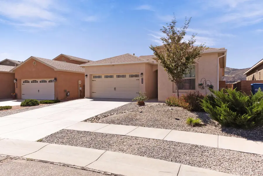 900 Firewheel Loop Sw, Los Lunas, NM 87031 - #2