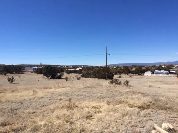 9 Robin Court, Edgewood, NM 87015