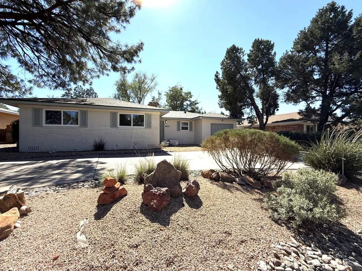 6404 Rogers Avenue Ne, Albuquerque, NM 87110 - #1