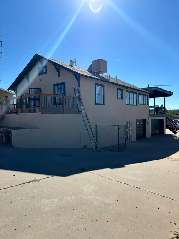 1928 Sunshine Terrace Se, Albuquerque, NM 87106