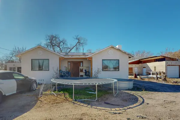 847 Gatewood Avenue Sw, Albuquerque, NM 87105