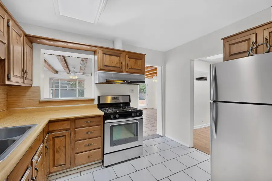5824 Bellamah Avenue Ne, Albuquerque, NM 87110 - #3