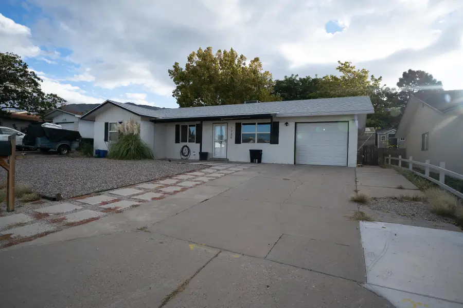 1236 Hupmobile Drive Ne, Albuquerque, NM 87112 - #2