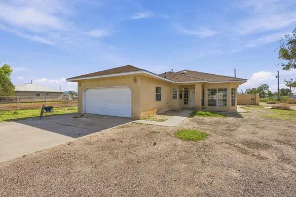 13 La Loma Court, Belen, NM 87002