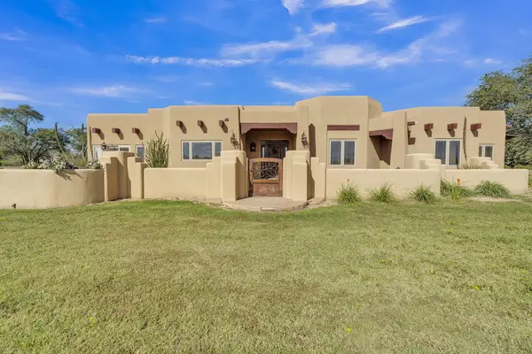 27 Loma Del Rio, Belen, NM 87002