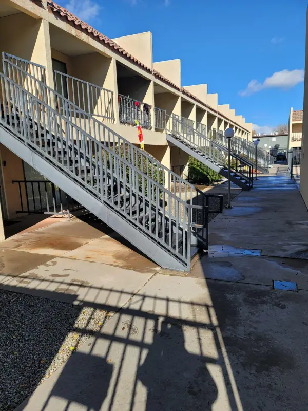 1025 Valencia Drive Se #APT 25, Albuquerque, NM 87108
