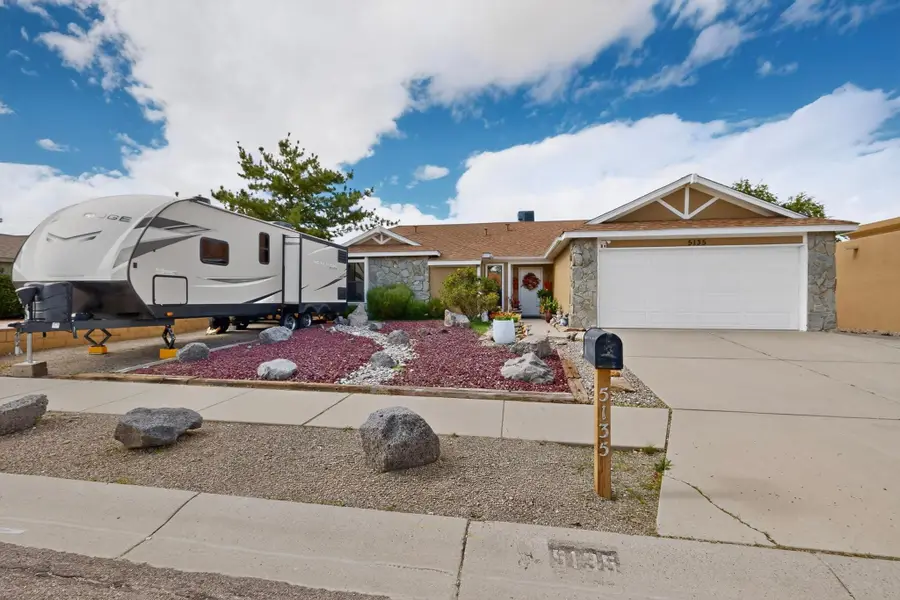 5135 Gaviota Nw, Albuquerque, NM 87120 - #3