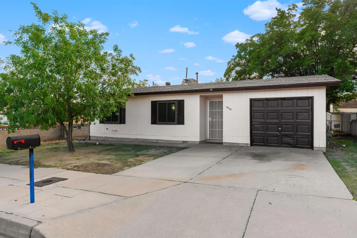8816 Robby Avenue Sw, Albuquerque, NM 87121 - #1