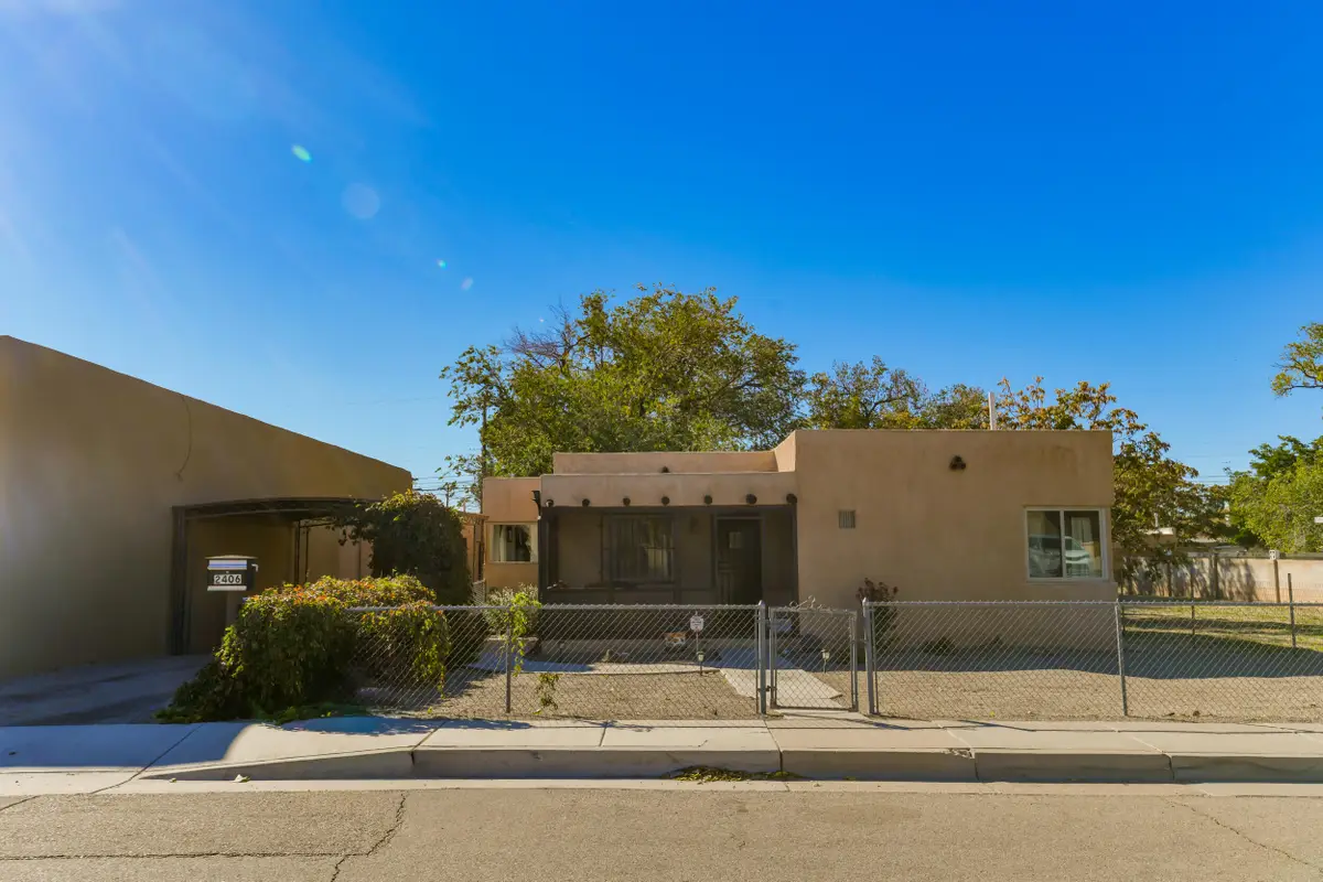 2406 Lilac Drive Nw, Albuquerque, NM 87104 - #1