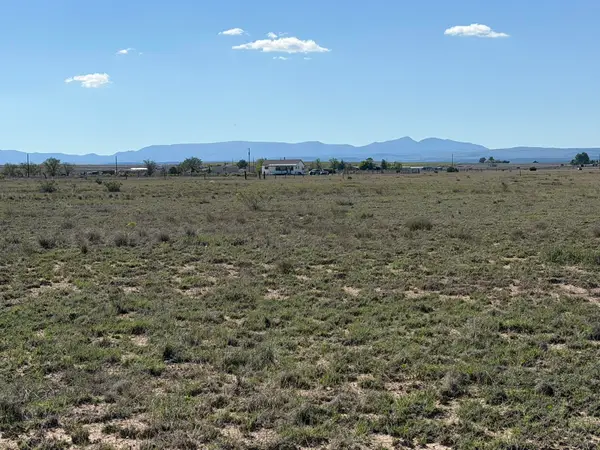 Willow Lake, Lot 14 Road, McIntosh, NM 87032