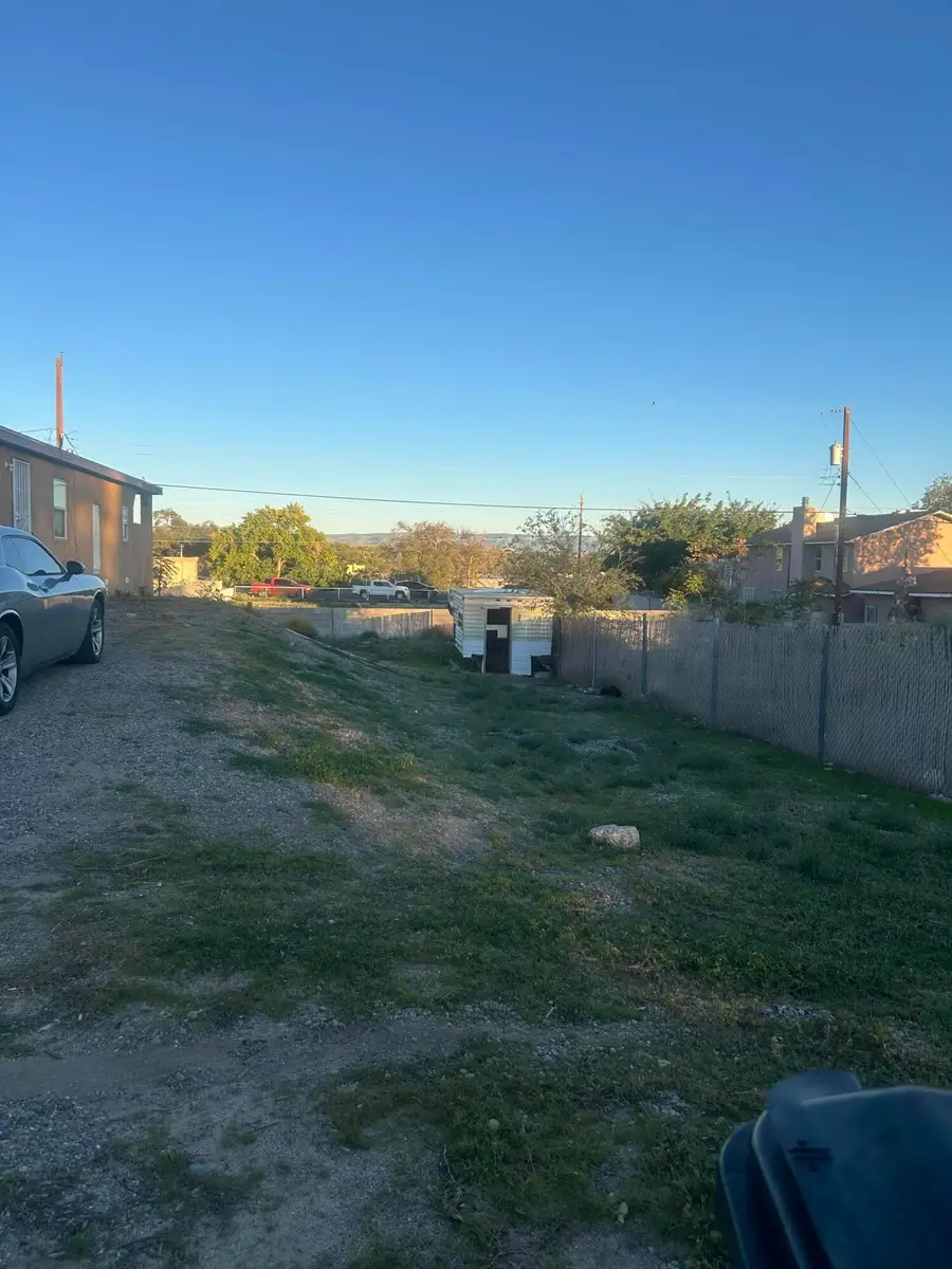 3004 Owen Road Sw, Albuquerque, NM 87121 - #2