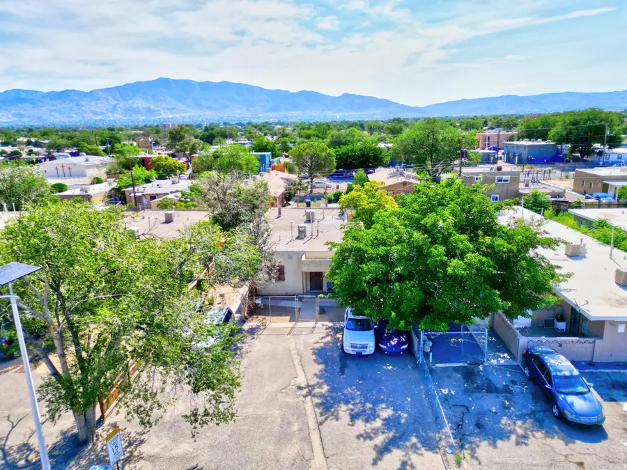 324/326 Charleston Street Ne, Albuquerque, NM 87108 - #3