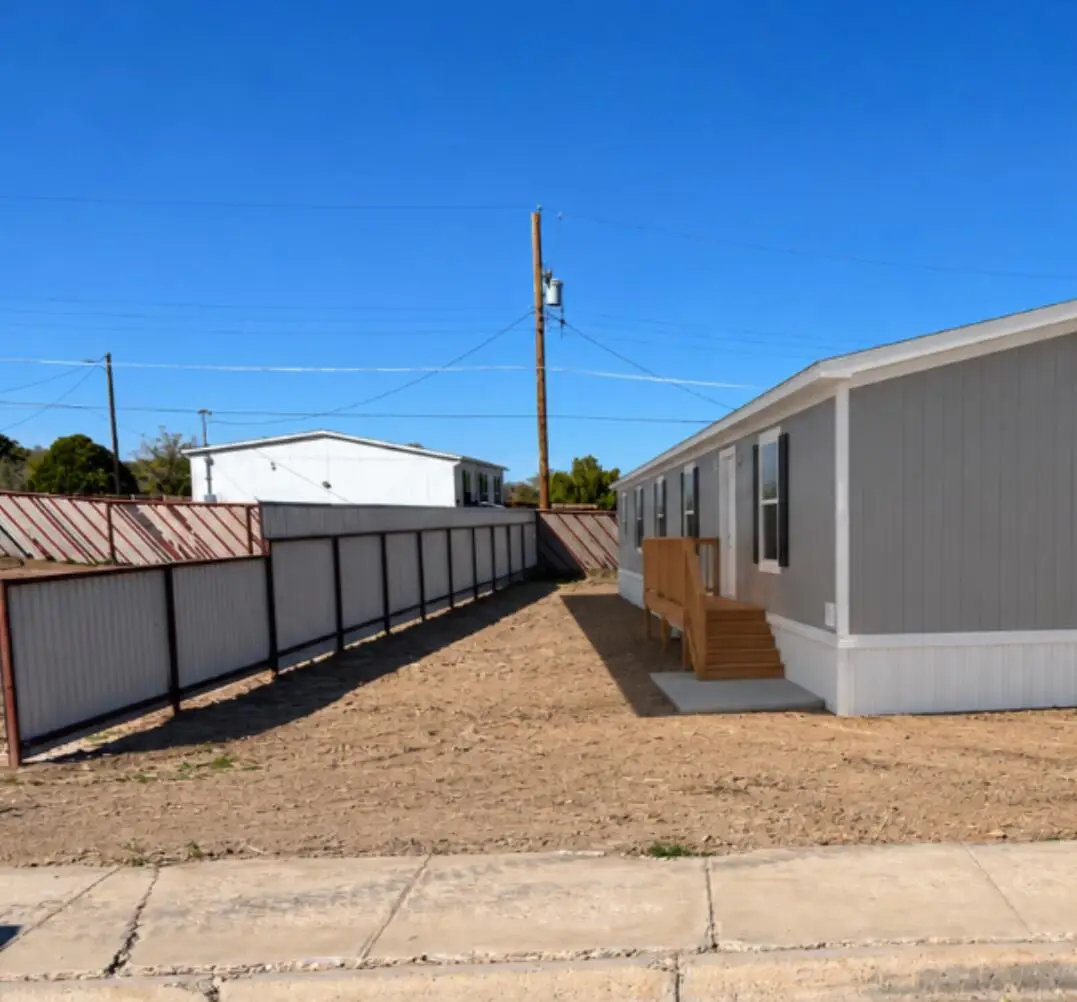 1128 W Castillo Avenue, Belen, NM 87002 - #1