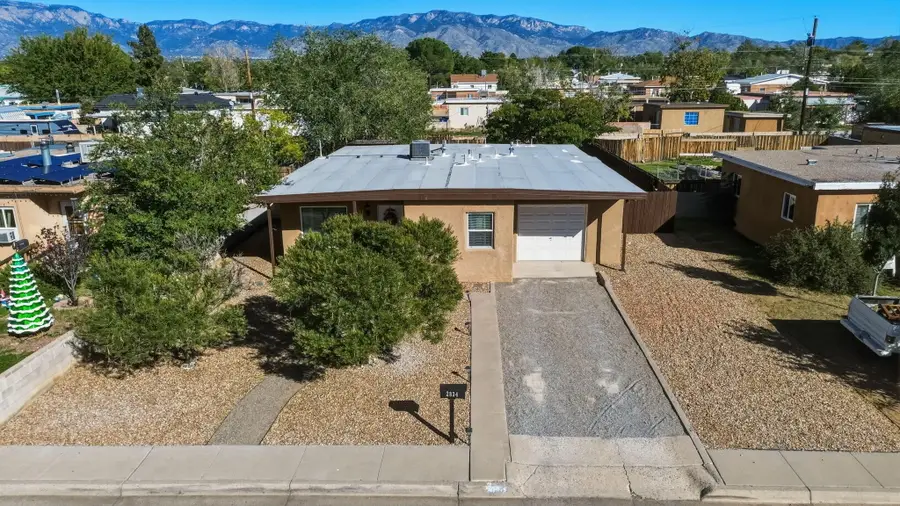 2834 Madison Street Ne, Albuquerque, NM 87110 - #2