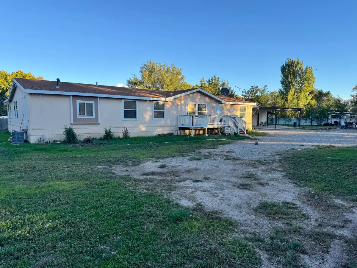 1 Lori Ann Lane, Belen, NM 87002 - #1