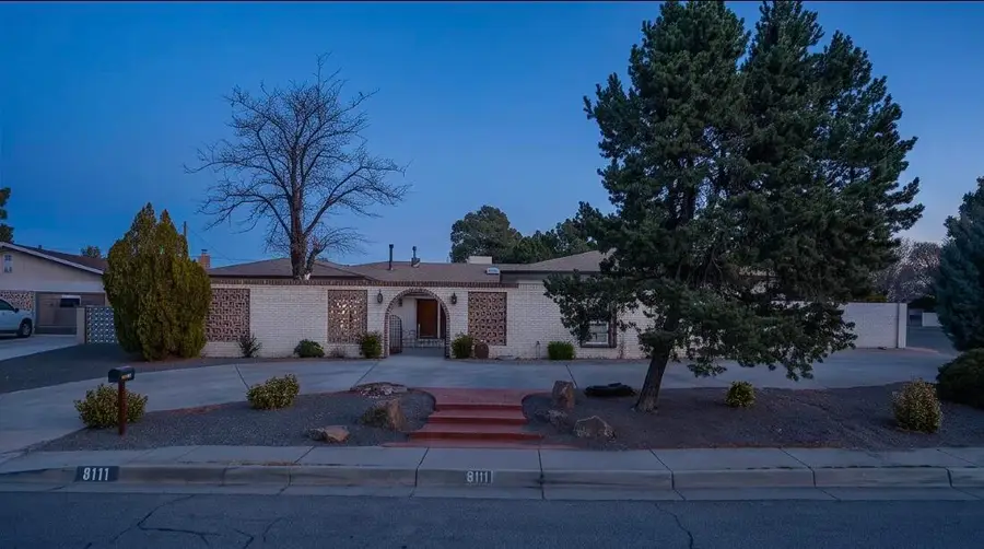 8111 Pickard Avenue Ne, Albuquerque, NM 87110 - #2