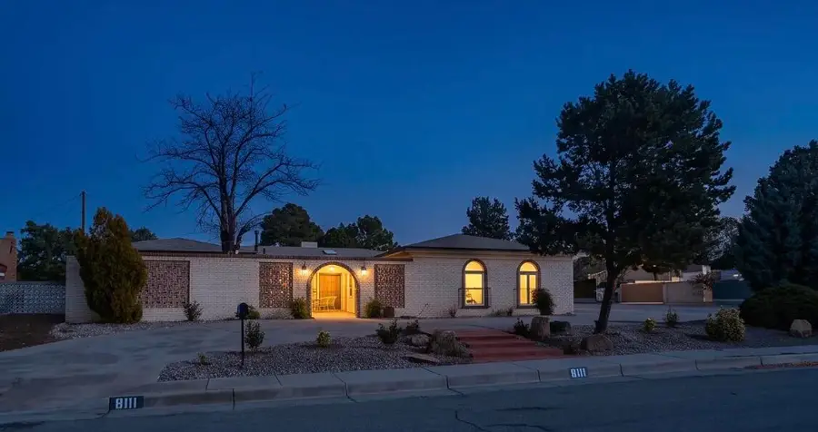 8111 Pickard Avenue Ne, Albuquerque, NM 87110 - #3