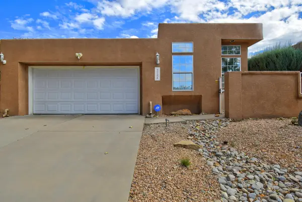 5724 Peppertree Place Ne, Albuquerque, NM 87111