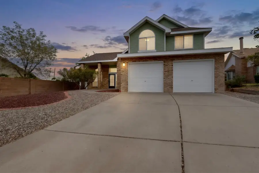 6908 Lamar Avenue Nw, Albuquerque, NM 87120 - #2