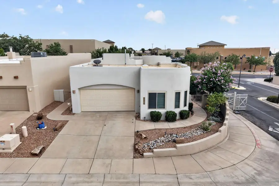 8816 Desert Finch Lane Ne, Albuquerque, NM 87122 - #3