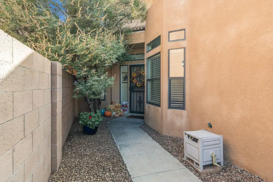 2115 Black Willow Drive Ne, Albuquerque, NM 87122 - #2