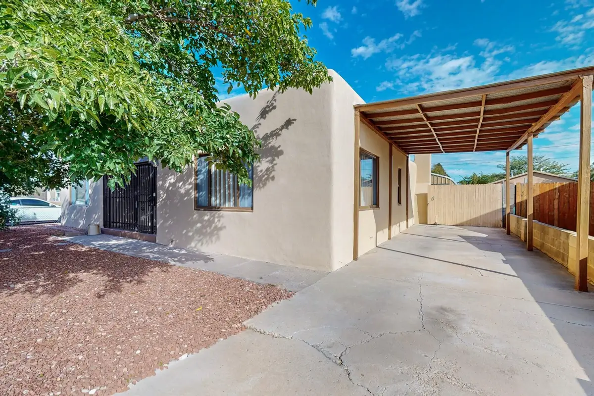 519 Palo Duro Avenue Nw, Albuquerque, NM 87107 - #1