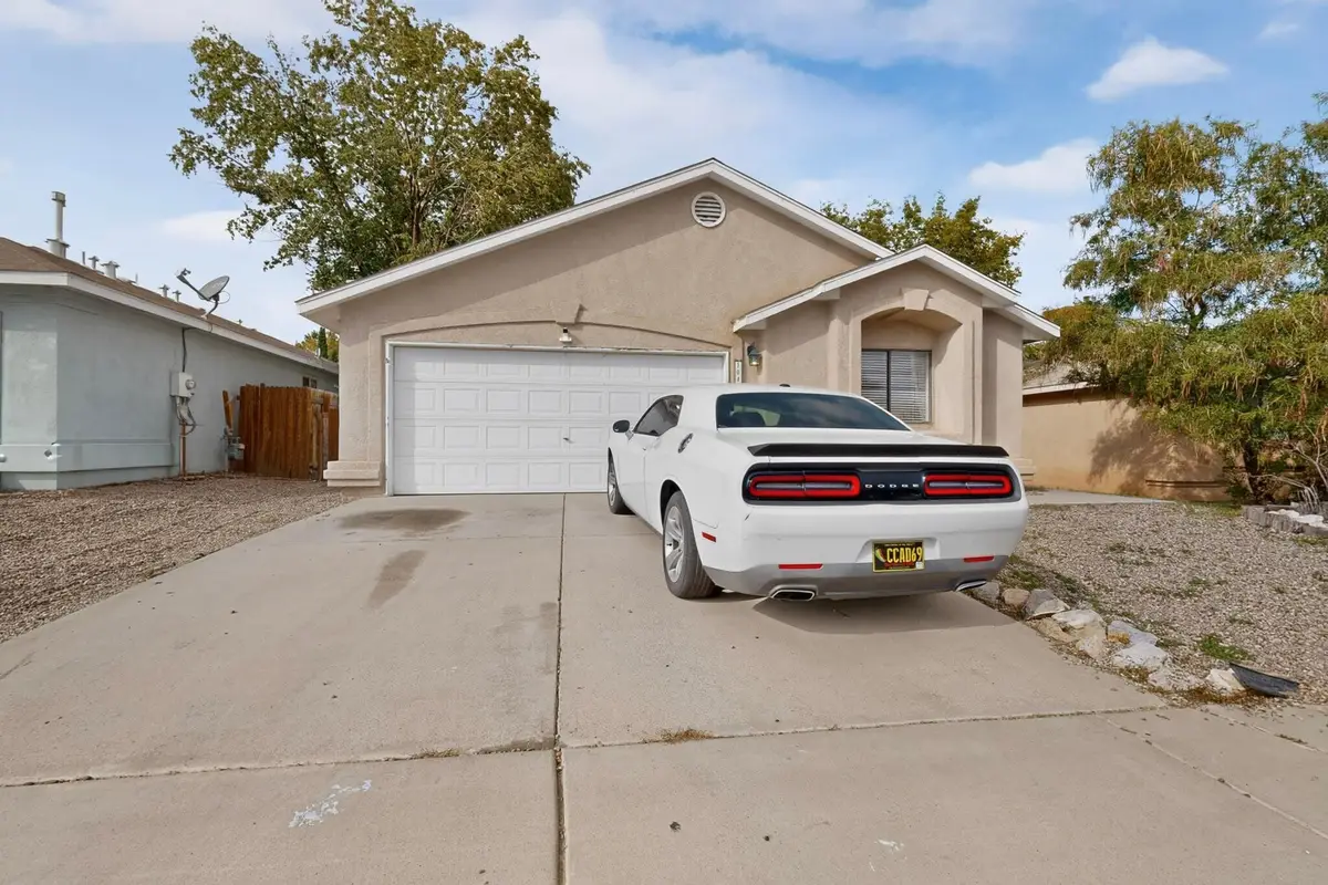 10405 Guthrie Avenue Sw, Albuquerque, NM 87121 - #1