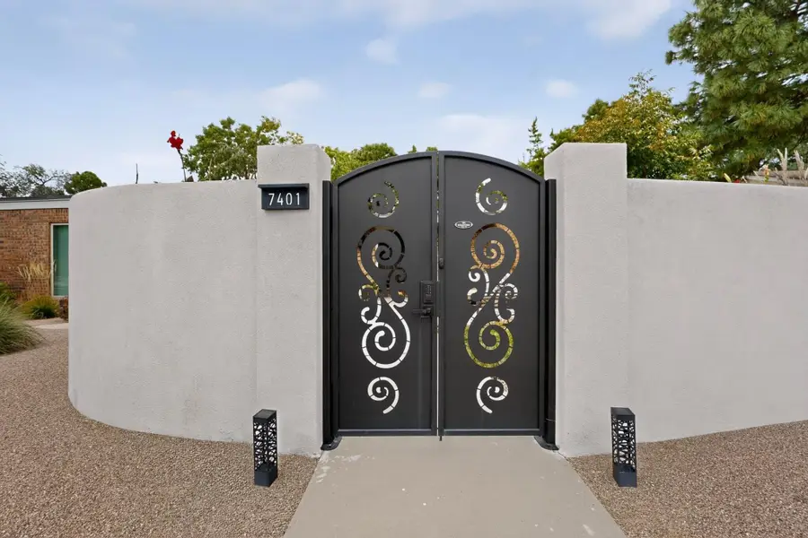 7401 Arroyo Del Oso Avenue Ne, Albuquerque, NM 87109 - #3