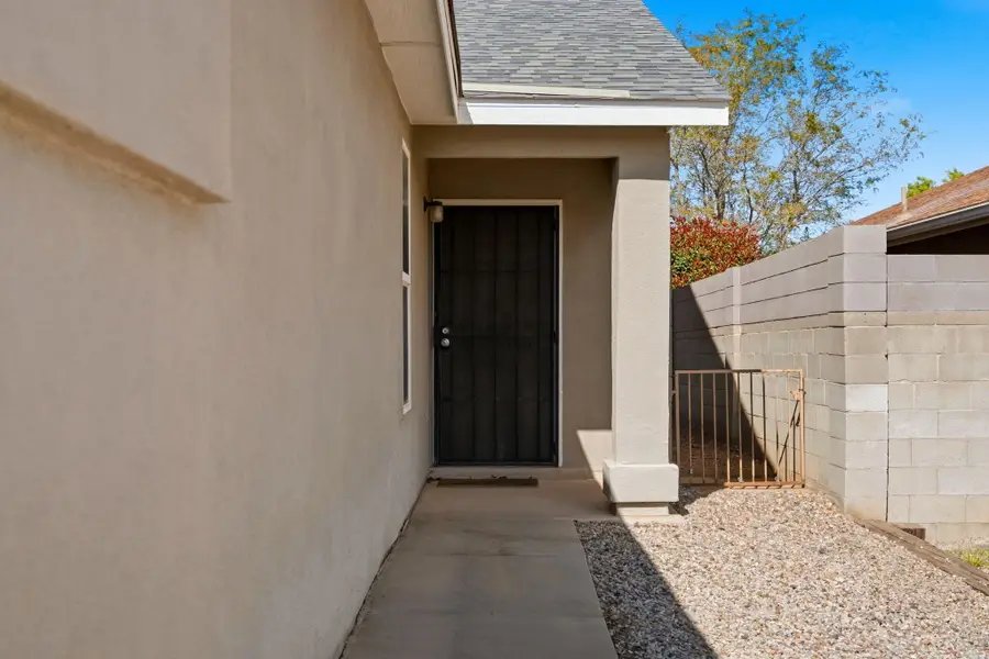 6019 Hemlock Avenue Nw, Albuquerque, NM 87114 - #3