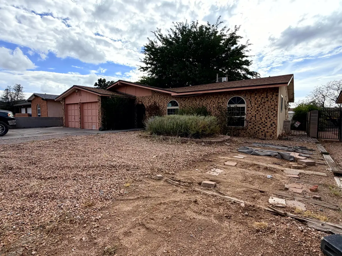 7617 Jemez Street Ne, Albuquerque, NM 87109 - #1