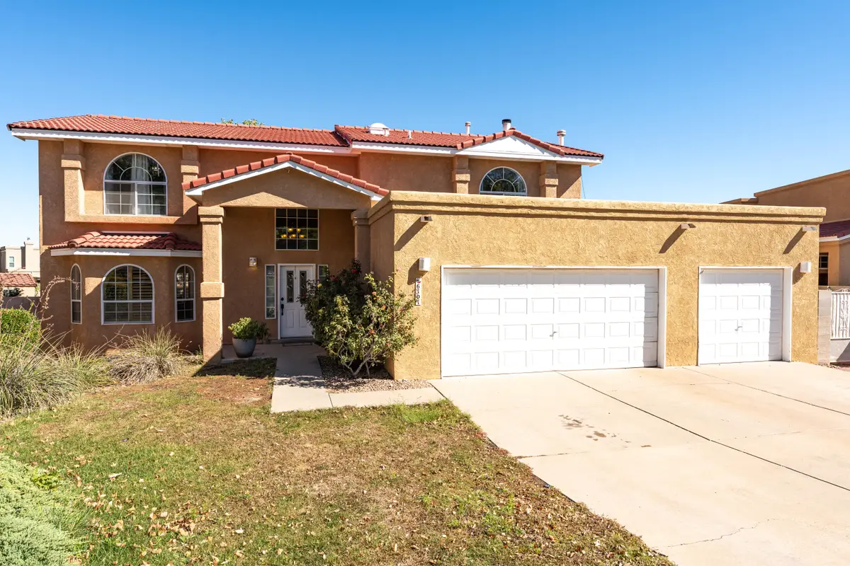 6101 Thunderbird Circle Nw, Albuquerque, NM 87120 - #1