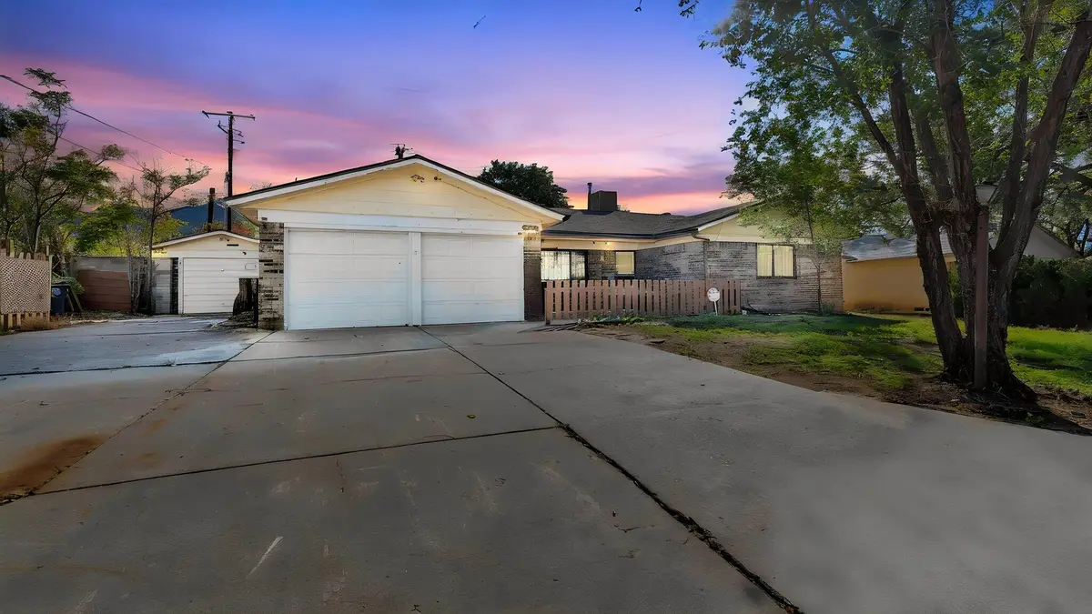 3624 Yosemite Drive Ne, Albuquerque, NM 87111 - #1