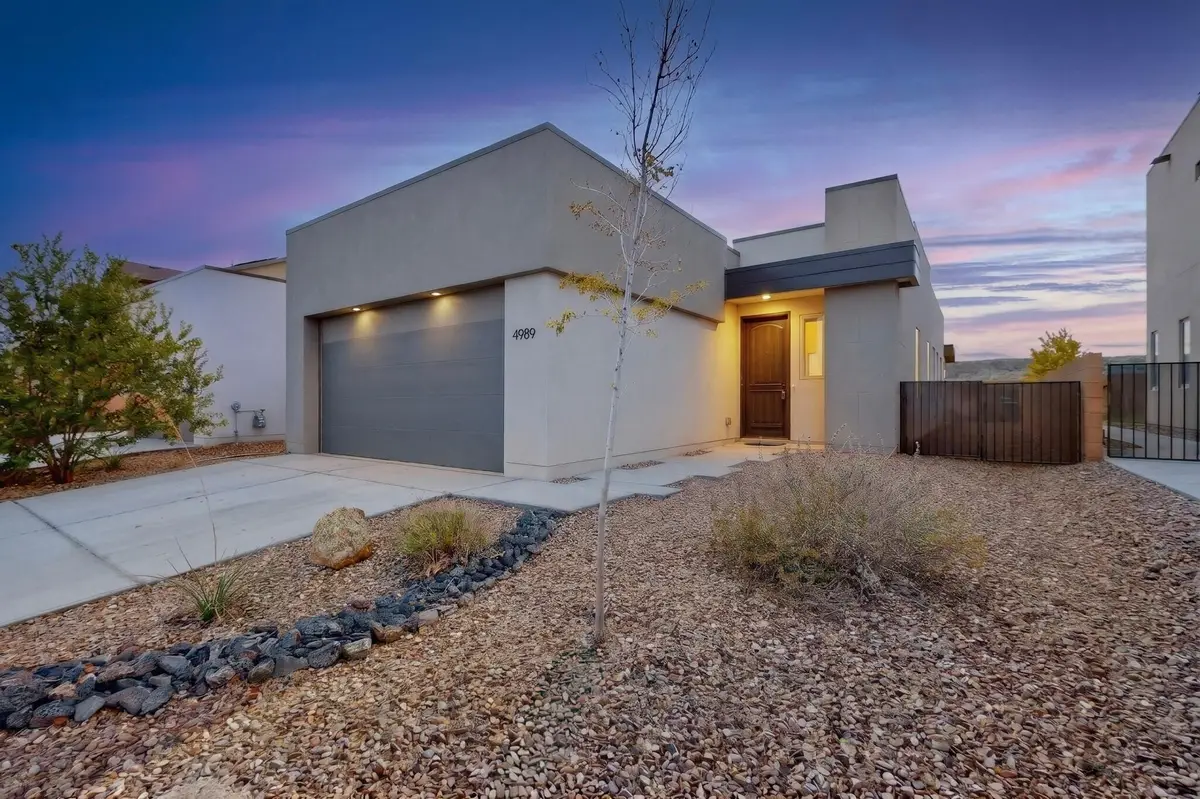 4989 Findley Street Sw, Los Lunas, NM 87031 - #1