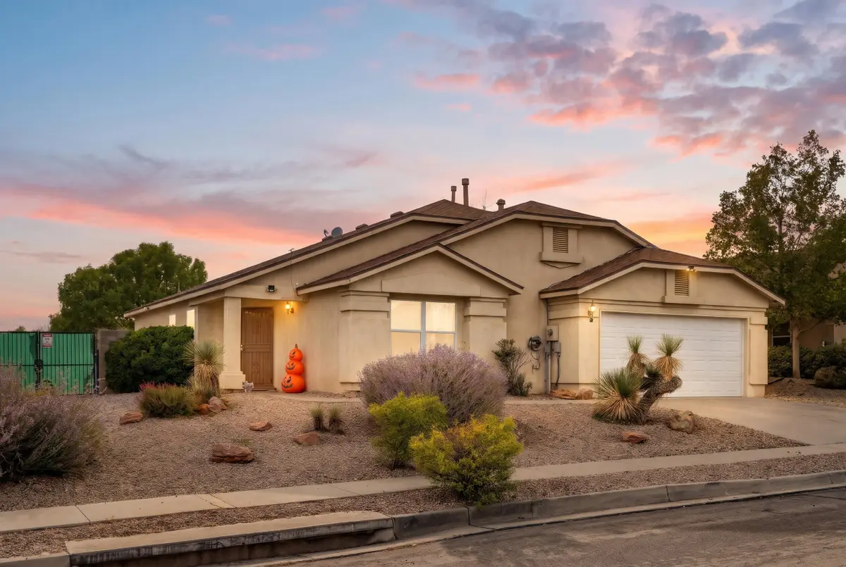 5716 Aida Road Nw, Albuquerque, NM 87114 - #1