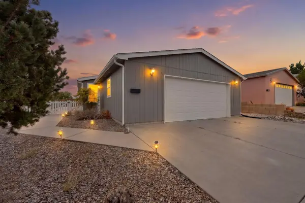 203 Sunrise Bluffs Drive, Belen, NM 87002