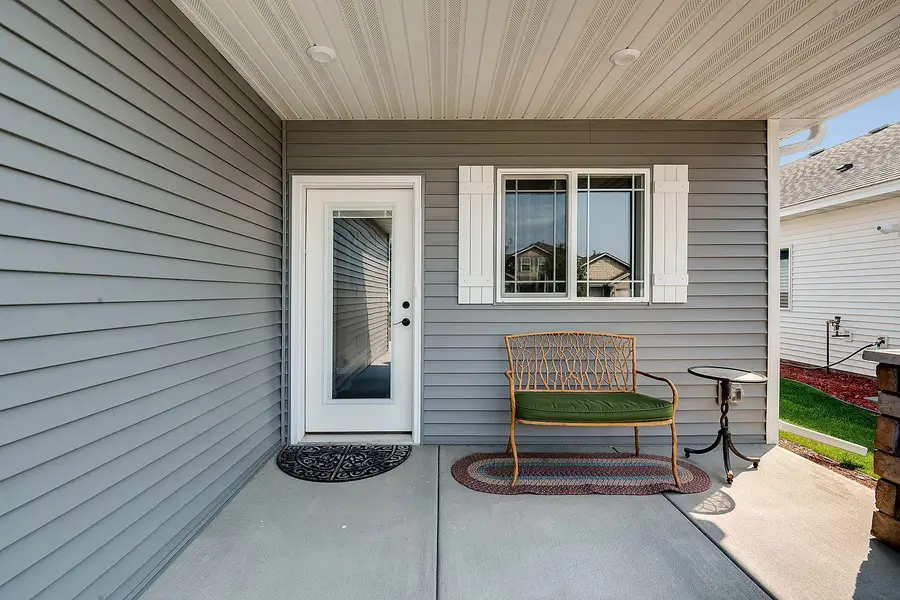 825 Golden Way Nw, Isanti, MN 55040 - Image #3