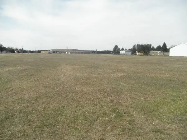 17 Commerce Boulevard, Babbitt, MN 55706