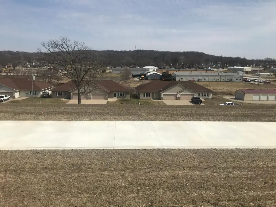 262 Reagan Place Nw, Chatfield, MN 55923 - Image #2