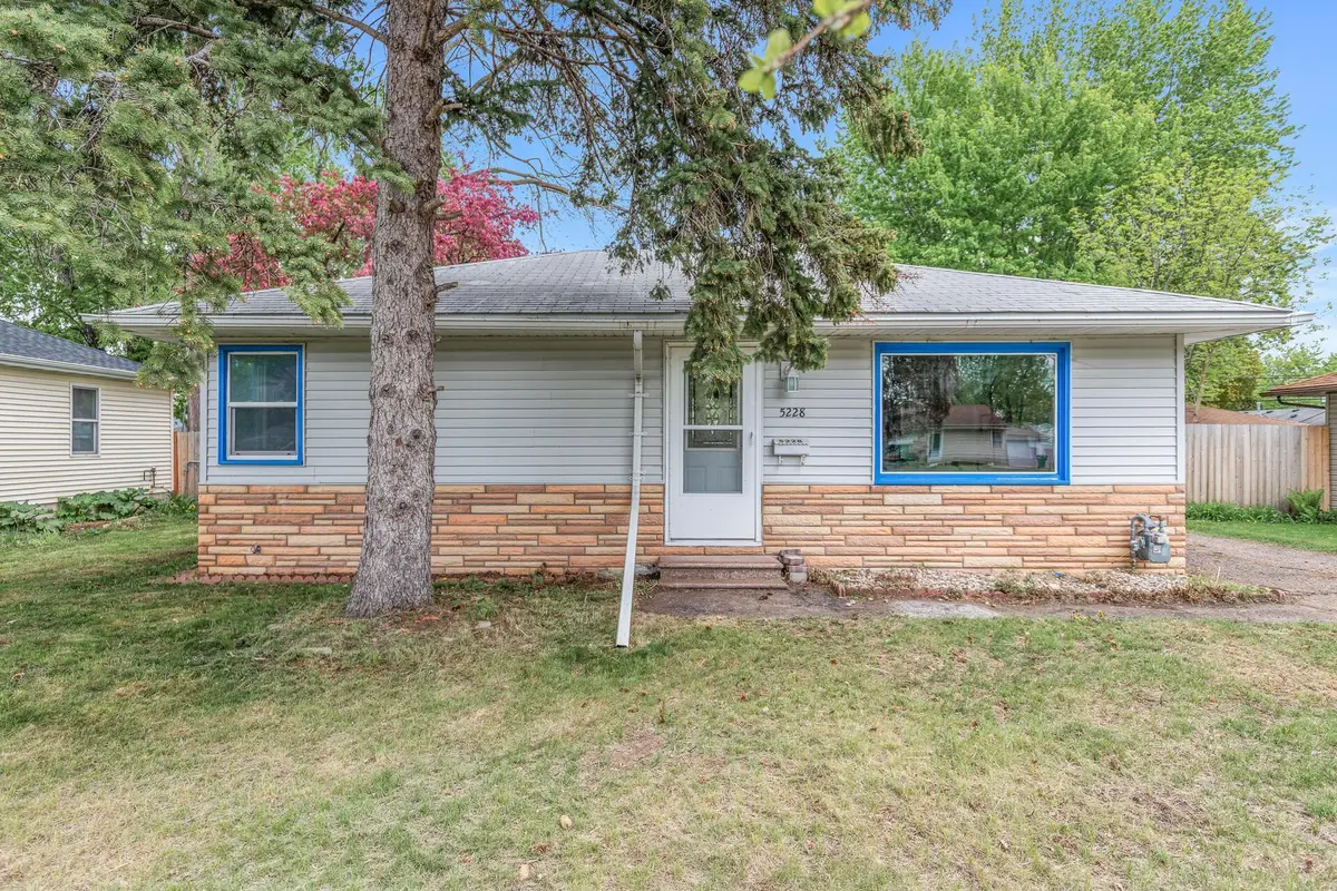 5228 Jersey Avenue N, Crystal, MN 55428 - Image #1