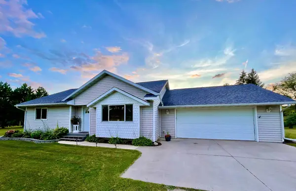 914 Woodward Drive Sw, Bemidji Twp, MN 56601