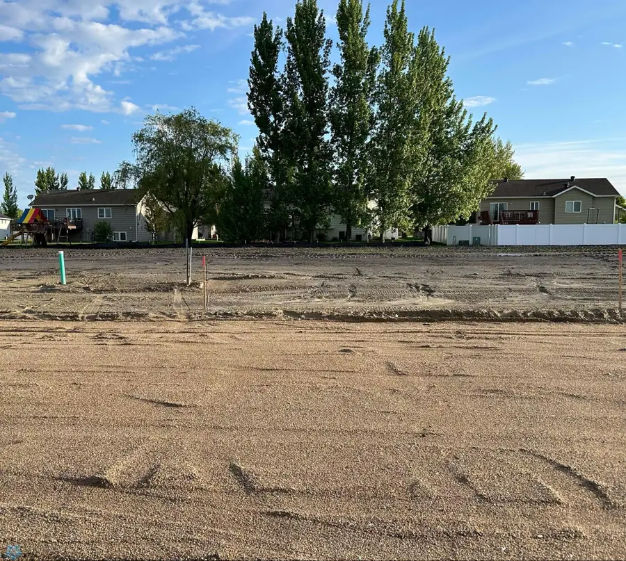 114 15th Street Se, Glyndon, MN 56547 - #3