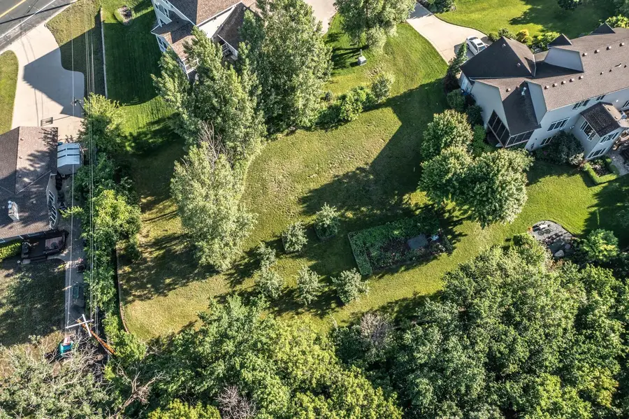 450x Overlook Drive, Bloomington, MN 55437 - Image #3