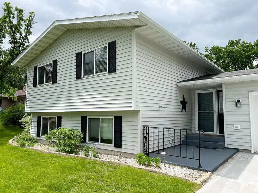 107 Harding Street S, Karlstad, MN 56732 - #3