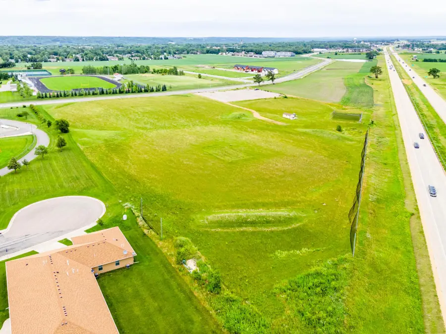 1001 Commerce Drive W, Belle Plaine, MN 56011 - Image #2