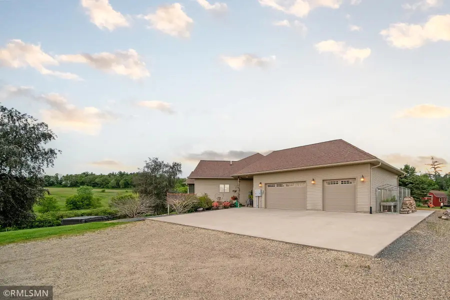 62997 430th Avenue, Mazeppa, MN 55956 - #3