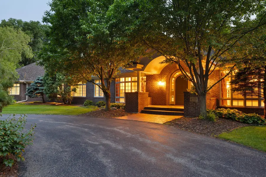 4700 Merilane Avenue, Edina, MN 55436 - Image #2